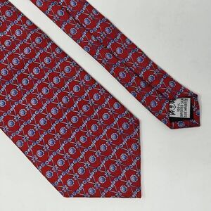 METROPOLITAN MUSEUM OF ART SILK TIE RED BLUE BAROQUE FLORAL FOULARD 3.5" X 58"